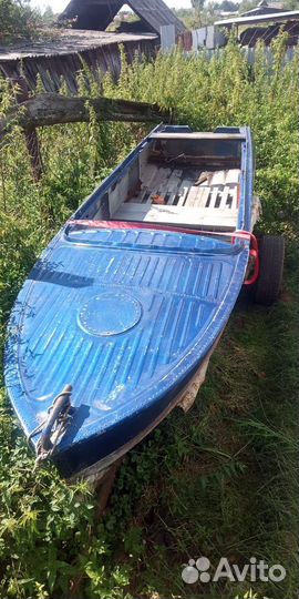 Продам мотор Бурлак 15л.с и лодку 