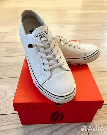 Кеды белые из натуральной кожи, размер 36