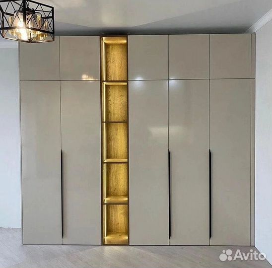 Шкаф распашной