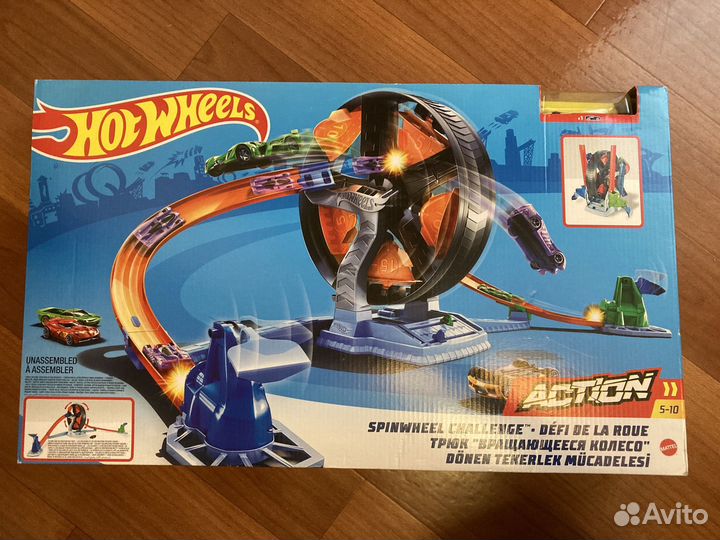 Гоночный трек hot wheels круговое противостояние