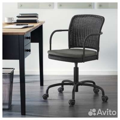 Компьютерное кресло IKEA в идеальном состоянии