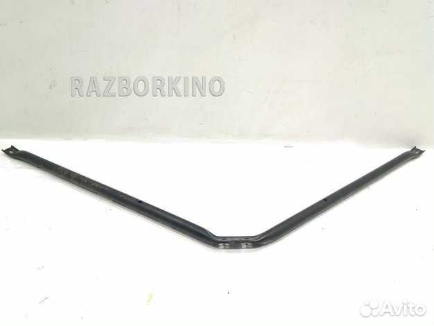 Поперечина моторного отсека