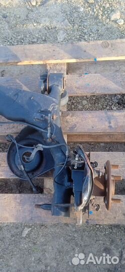 Балка задняя Toyota Alphard