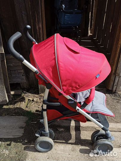 Прогулочная коляска