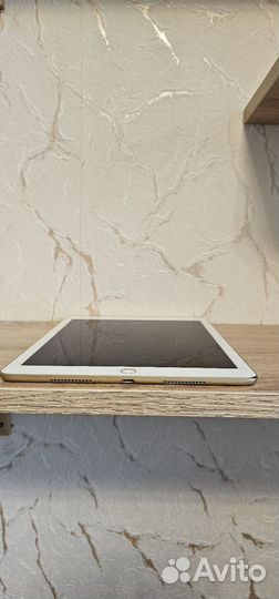 Планшет Apple iPad Pro, 9.7, 128Гб, под SIM карту