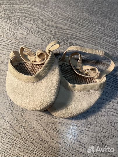 Спортивный инвентарь для начинающей гимнастки