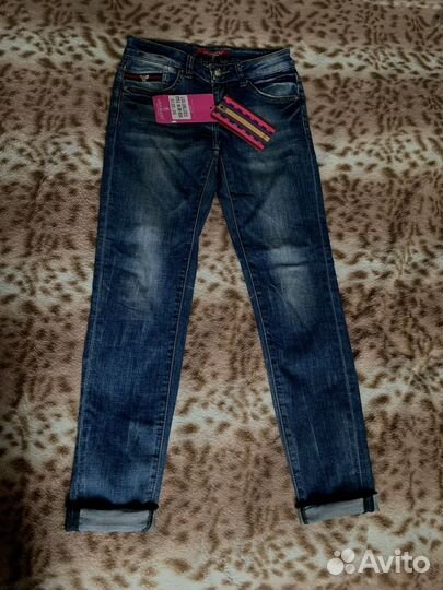Джинсы loloblues 25 р