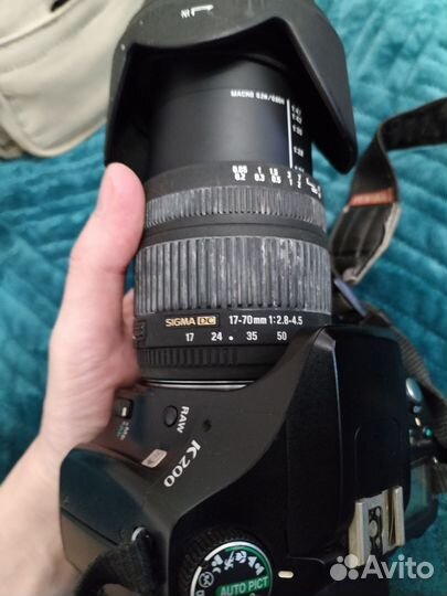 Зеркальный фотоаппарат Pentax K200