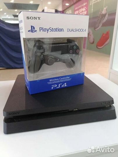 PlayStation 4 slim 1 tb+джой+500 полных версий игр
