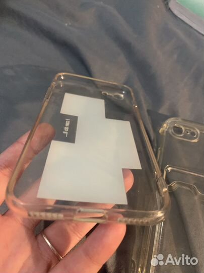 Чехлы на айфон 8