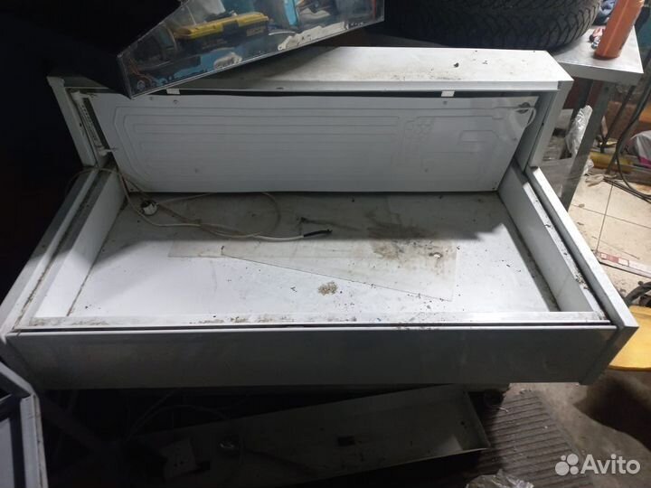 Холодильная витрина