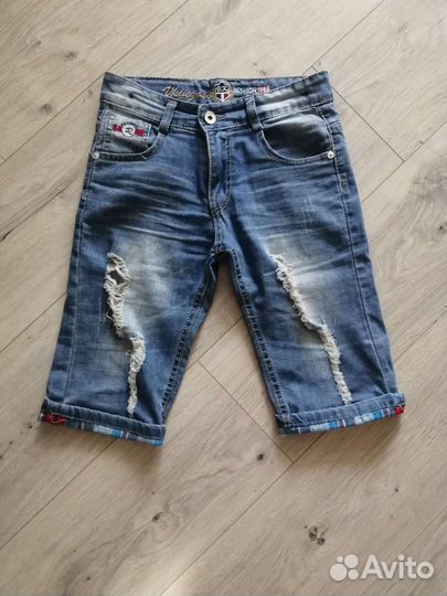 Джинсовые шорты