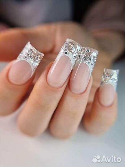 Наращивание ногтей. Выкладной френч