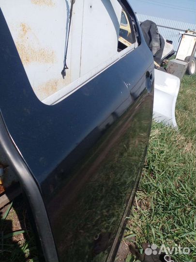 Дверь левая skoda a5