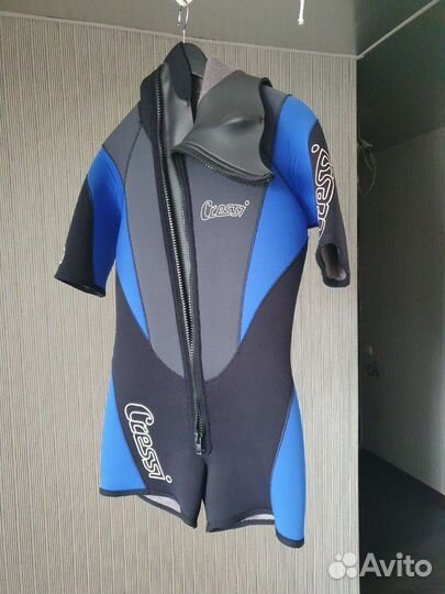 Костюм для дайвинга