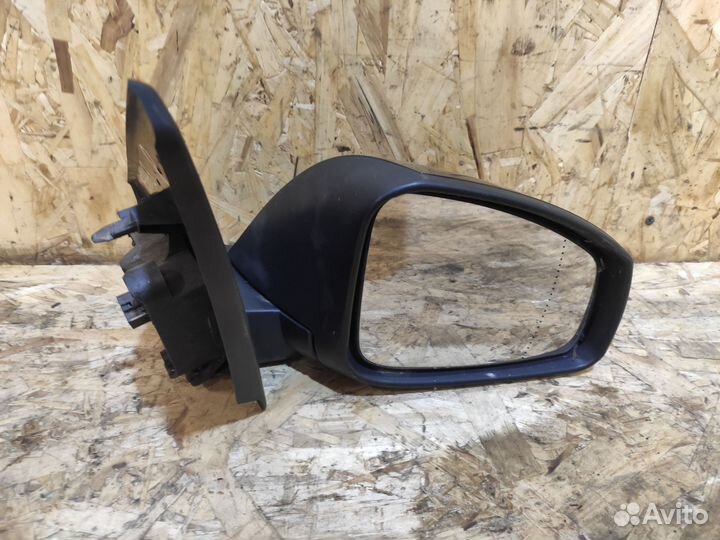 Зеркало правое Renault Megane 3