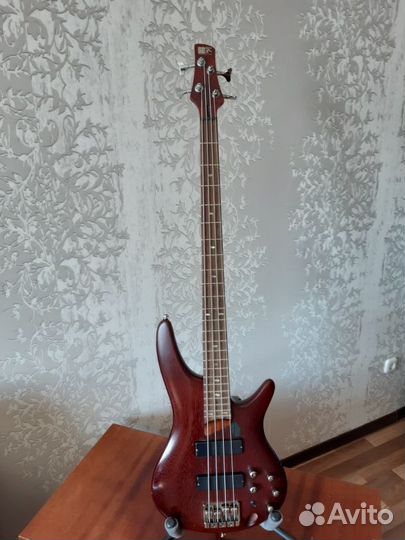 Бас гитара ibanez SR 500