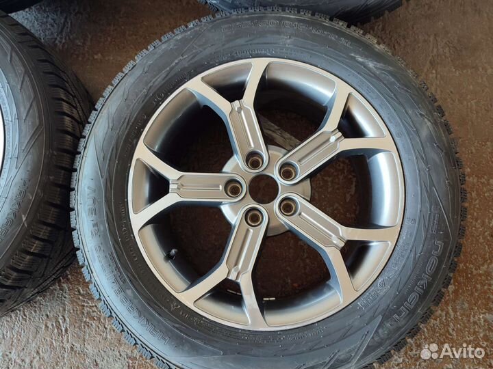 R18 Nokian Tyres Hakkapeliitta R2 SUV 235/60, PCD 5x114.3 DIA 67.1