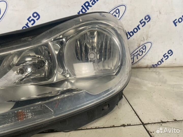 Фара передняя левая Mercedes-Benz C-Class W204