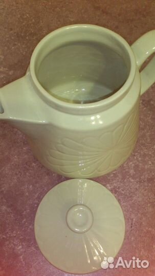 Чайник фарфоровый времён СССР