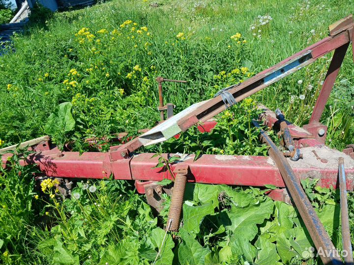 Плуг 4 х корпусной