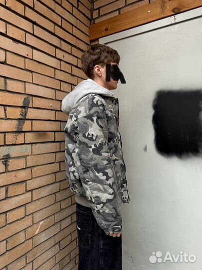 Камуфляжный зимний бомбер Camo Balenciaga