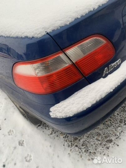 Фонари левые Fiat Albea