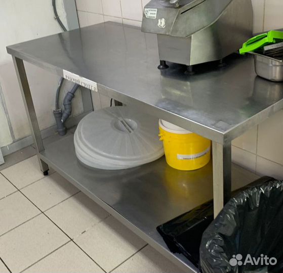 Столы цельнотянутые из нержавеющей стали