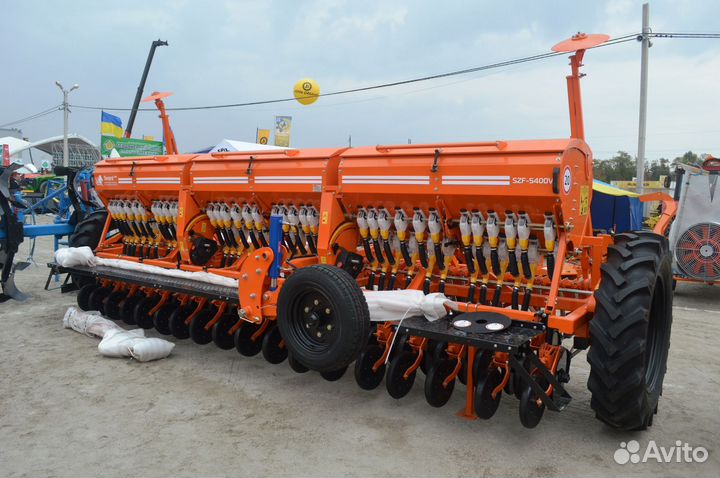 Сеялка Фаворит СЗФ 5.400-Т, 2023
