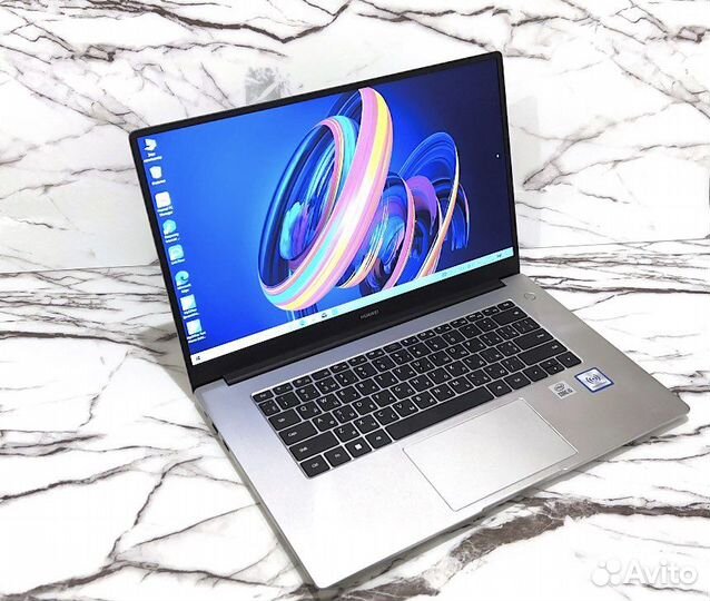 Huawei matebook D15 i5 10210U/ SSD 512 GB 8gb