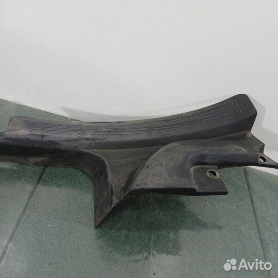 Накладка на порог салона правая Fiat Linea 323 198