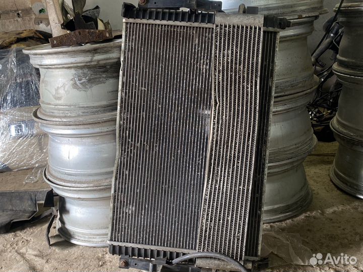 Радиатор кондиционера Land Rover Discovery 2