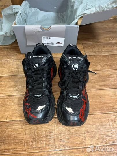 Balenciaga runner graffiti red