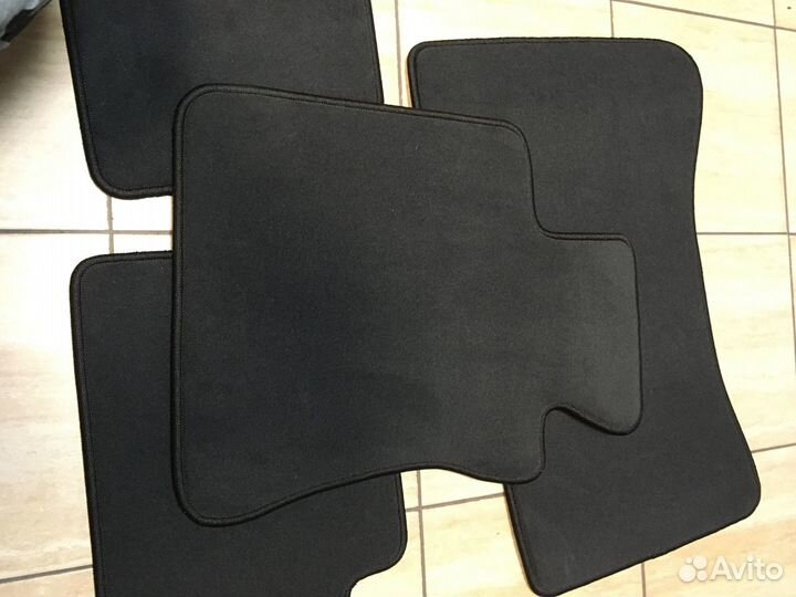 Автоковрики велюровые Премиум BMW 1 E82 2004-2011г