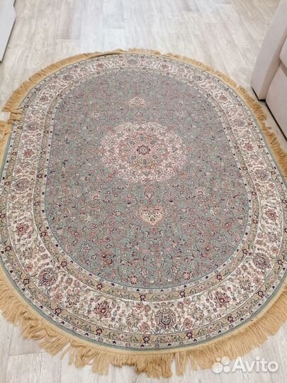 Шёлковый ковёр из ОАЭ