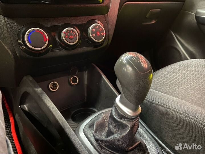 Kia Rio 1.4 МТ, 2015, 162 000 км