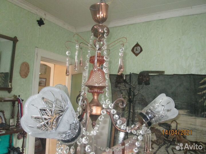 Люстры хрустальные
