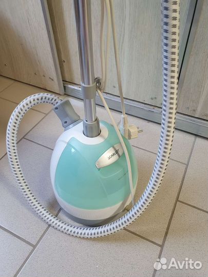 Отпариватель Scarlett SC-GS130S01 белый