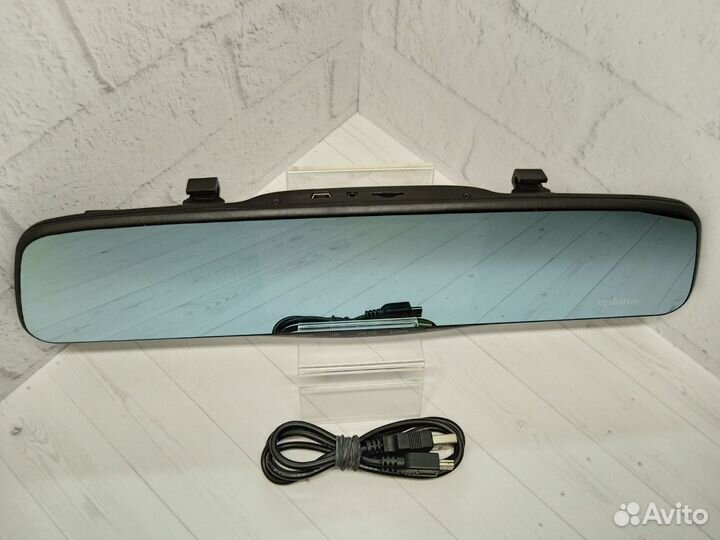 Видеорегистратор бу Eplutus D10 (бек18)