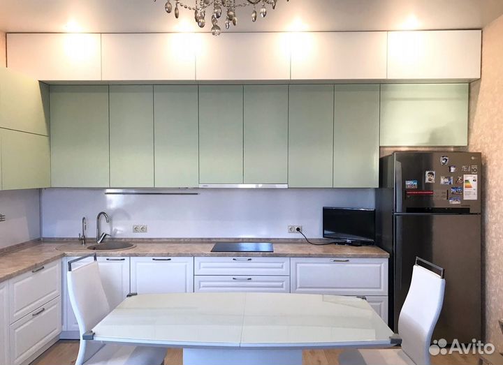 Кухонный гарнитур от фабрики мебели