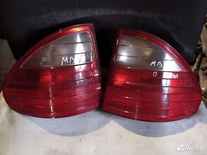 Задние фонари на Мерседес w210 универсал