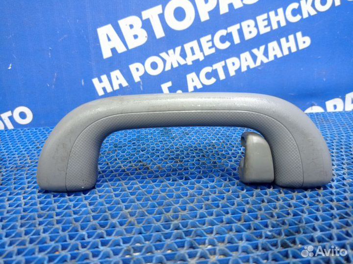 Ручка потолка Hyundai Solaris 1 хэтчбек G4FA 2012