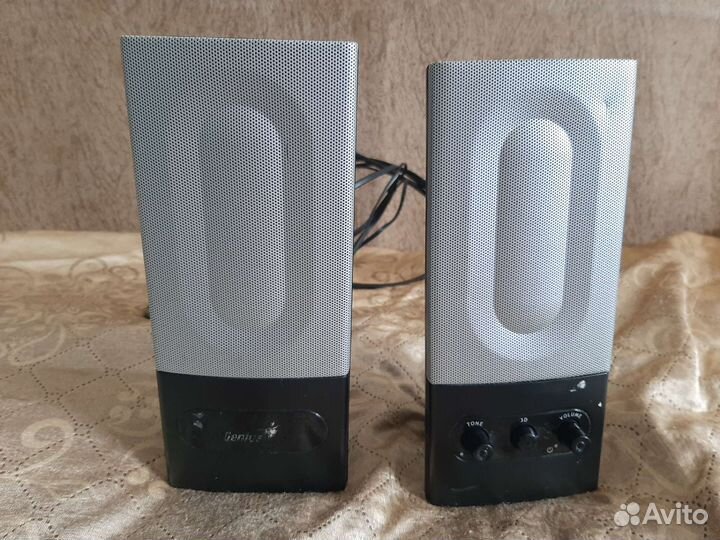 Колонки Genius SP-F200