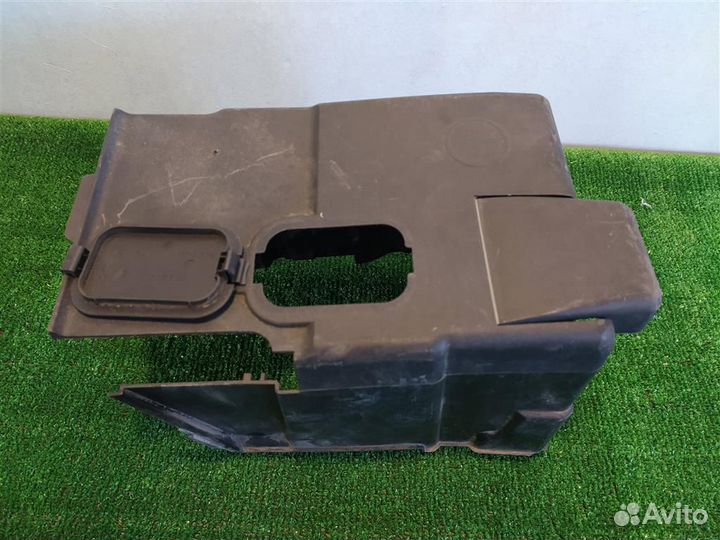 Крышка аккумулятора Peugeot 307 (3H) 2006