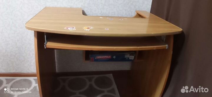 Компьютерный стол