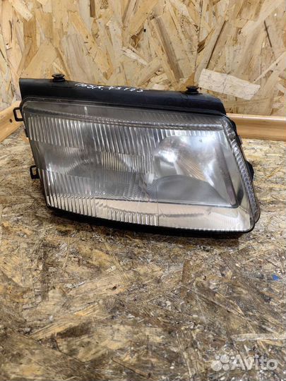 Фара Правая Пассат Б5 бу Оригинал