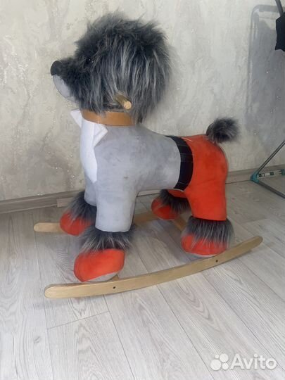 Детская игрушка качалка