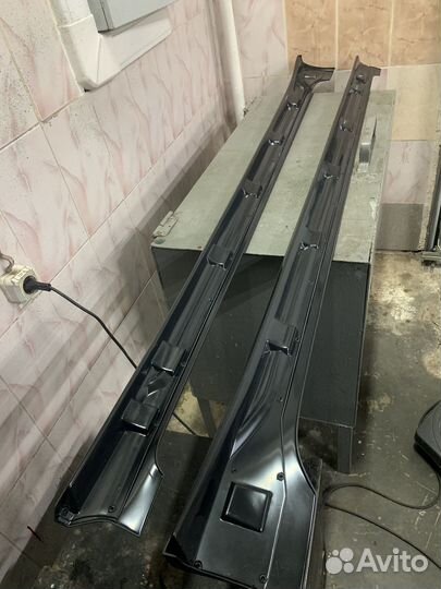 Поамтиковые накладки на пороги Kia Rio 4