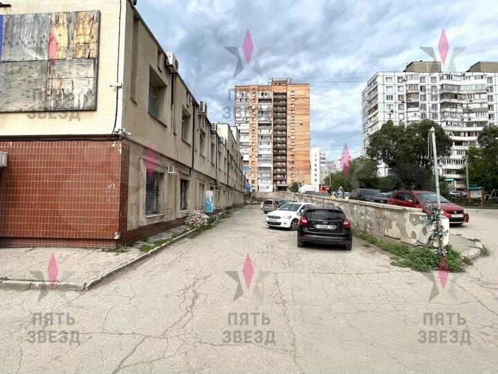 Офисное здание в центре 1976,2 кв.м