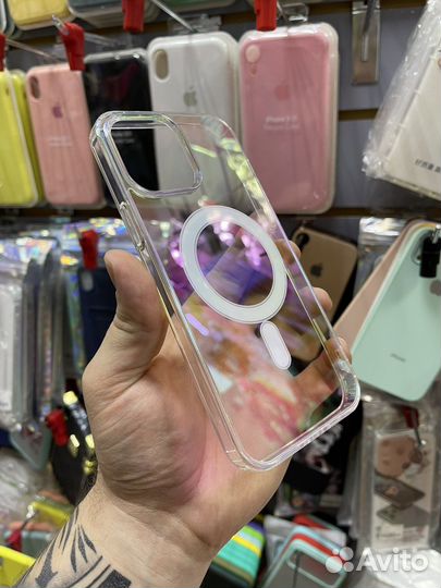 Перламутровые чехлы для iPhone с MagSafe